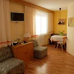Gaestehaus Nocker דירה *