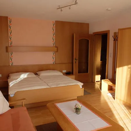 公寓 Gaestehaus Nocker