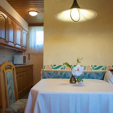 Gaestehaus Nocker Διαμέρισμα Ζέεφελντ