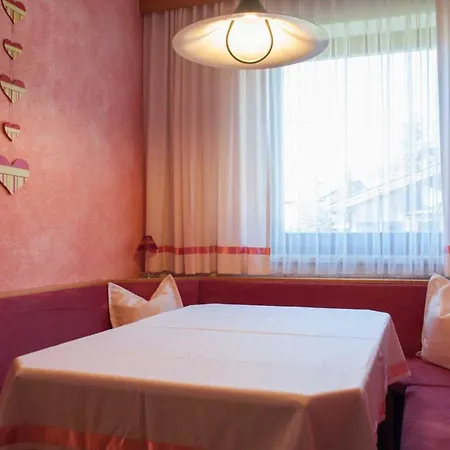 Gaestehaus Nocker 公寓