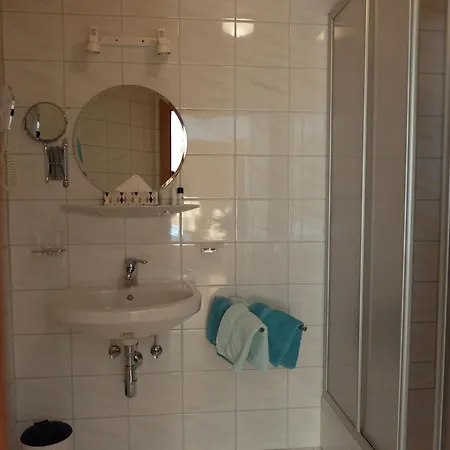 公寓 Gaestehaus Nocker *