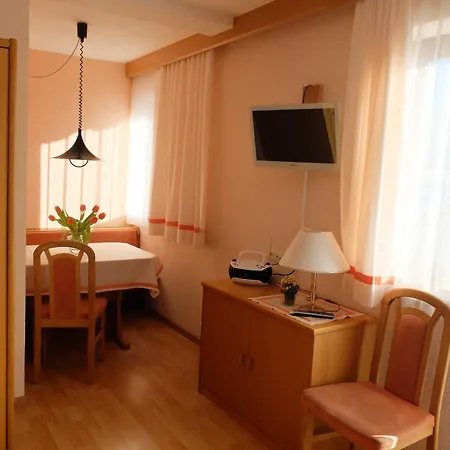 Gaestehaus Nocker Διαμέρισμα Ζέεφελντ