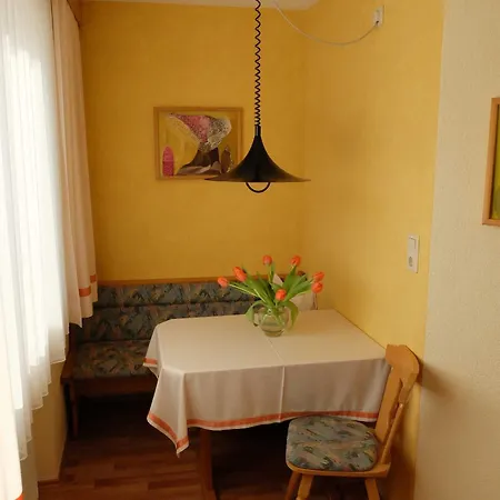 Gaestehaus Nocker Ζέεφελντ