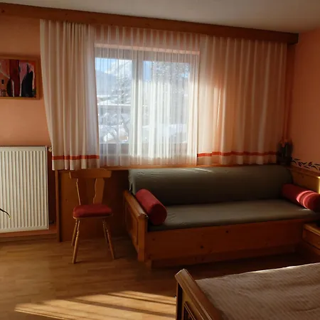 Gaestehaus Nocker 公寓