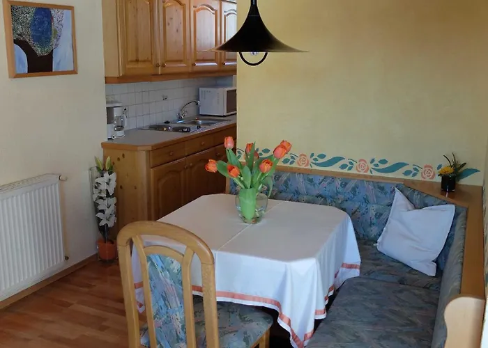 Gaestehaus Nocker Apartamento *